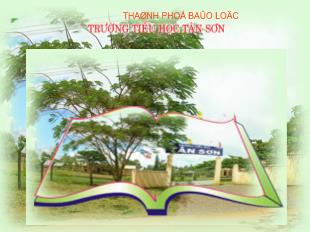 Bài giảng Tập đọc: Chú công